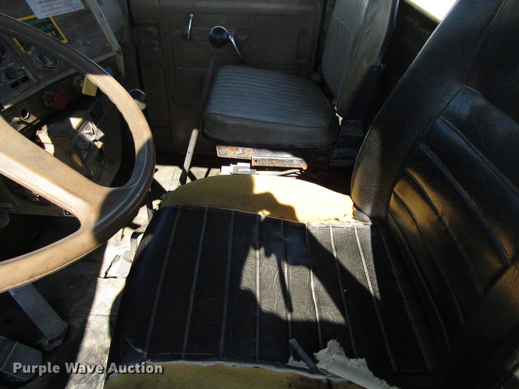 image for item EU9644 1980 Mack TT semi truck