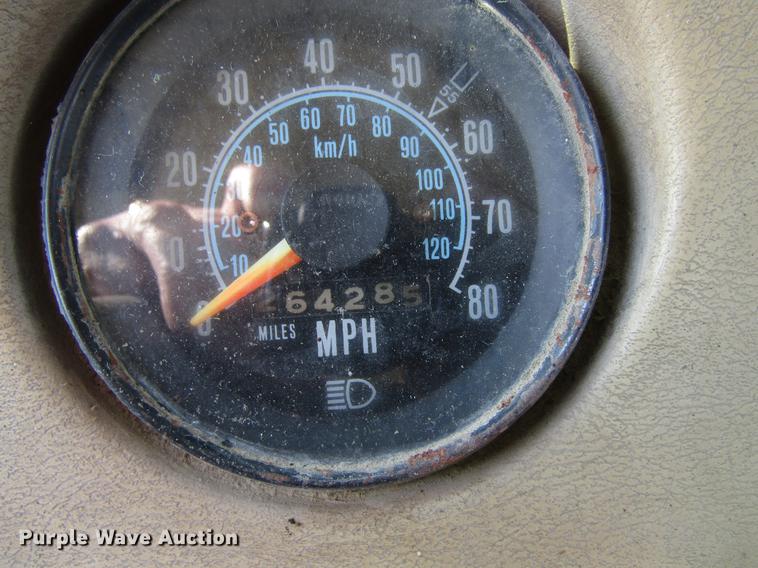 image for item EU9644 1980 Mack TT semi truck