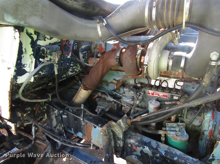 image for item EU9644 1980 Mack TT semi truck