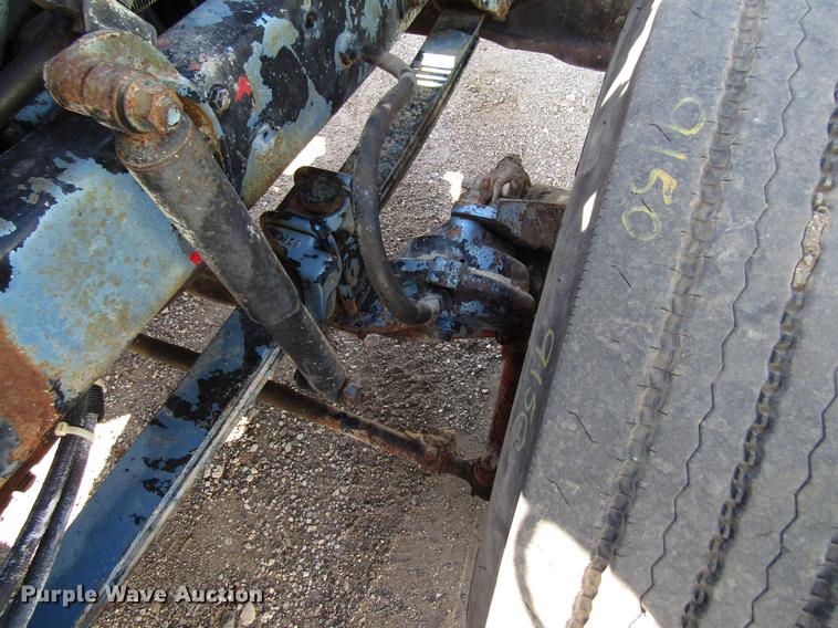 image for item EU9644 1980 Mack TT semi truck