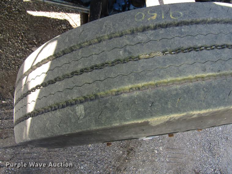 image for item EU9644 1980 Mack TT semi truck