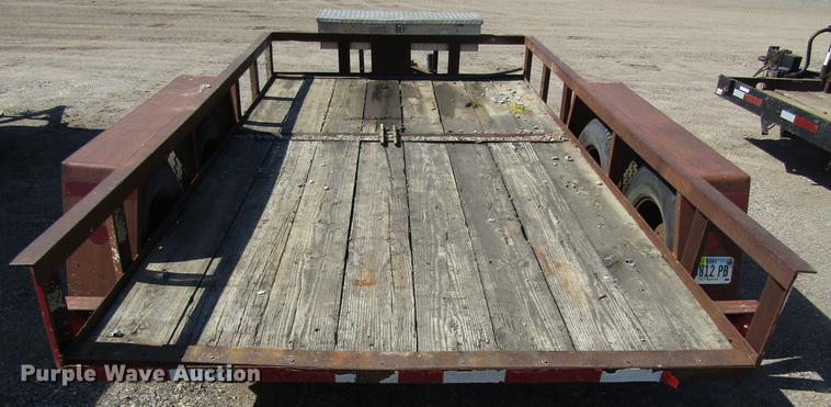 image for item EU9646 1989 Tandom utility trailer