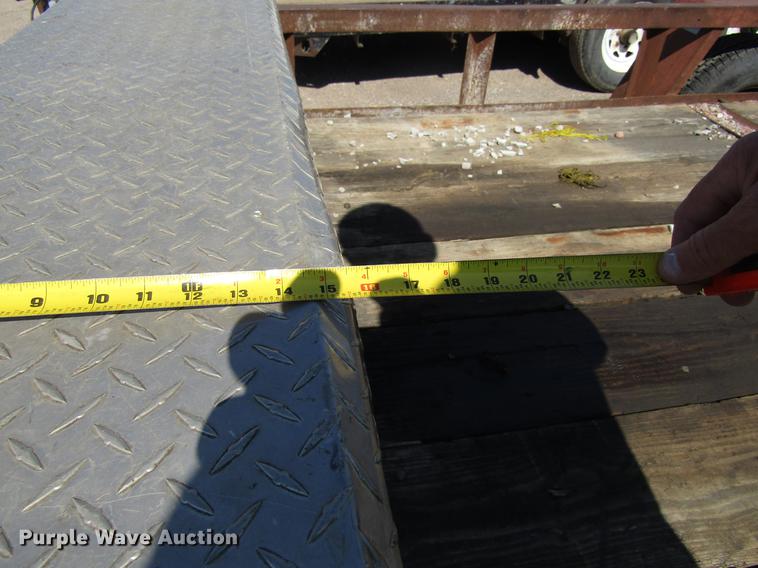 image for item EU9646 1989 Tandom utility trailer