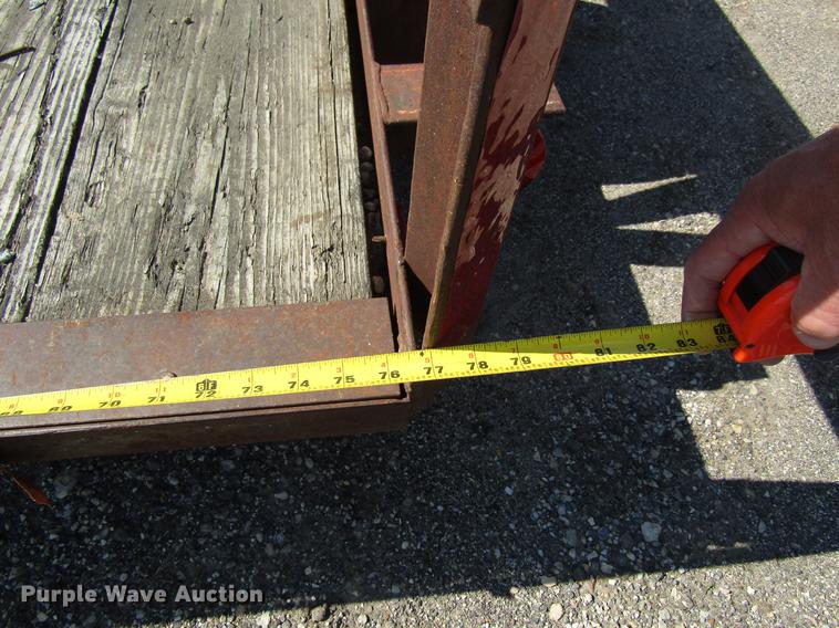 image for item EU9646 1989 Tandom utility trailer