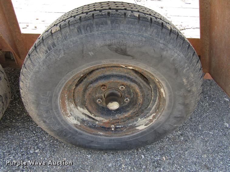 image for item EU9646 1989 Tandom utility trailer