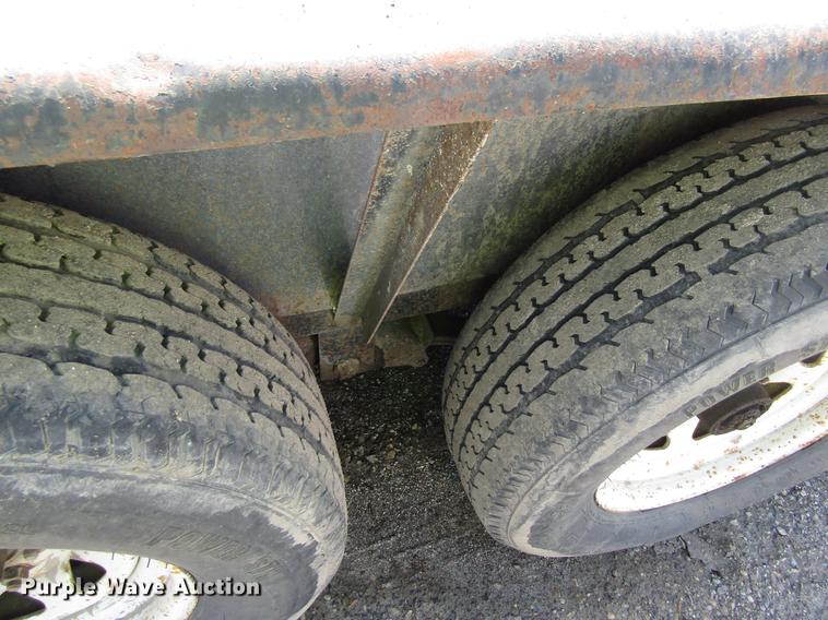 image for item EU9647 1998 Cronkite utility trailer