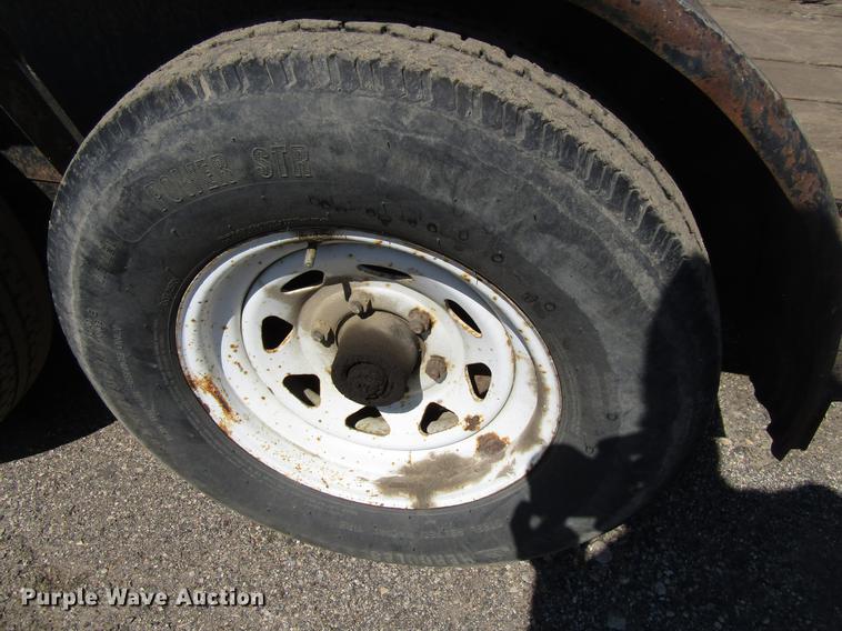 image for item EU9647 1998 Cronkite utility trailer