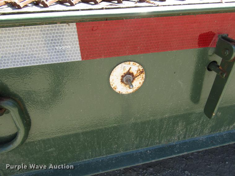 image for item EU9648 1994 Load King equipment trailer