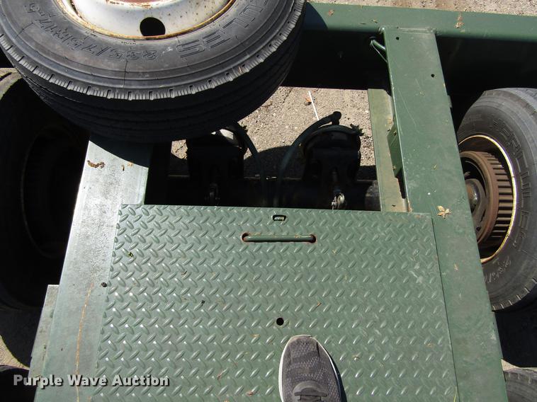 image for item EU9648 1994 Load King equipment trailer