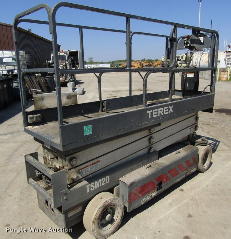 image for item EU9649 2001 Terex TSM20 scissor lift