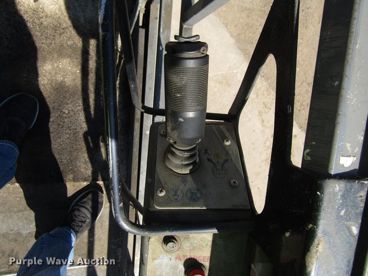 image for item EU9649 2001 Terex TSM20 scissor lift