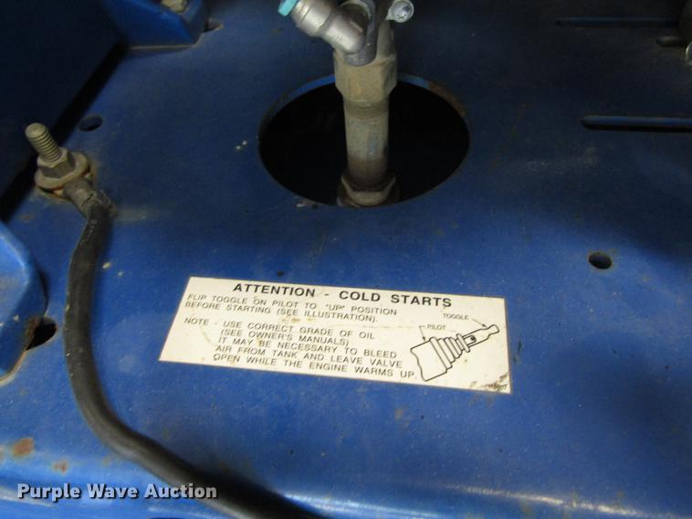 image for item EU9652 2012 Quincy QT5 air compressor