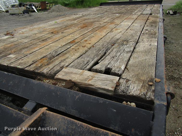 image for item EU9657 2003 Contrail equipment trailer