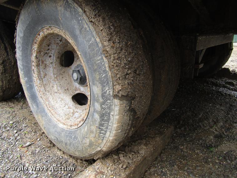 image for item EU9657 2003 Contrail equipment trailer