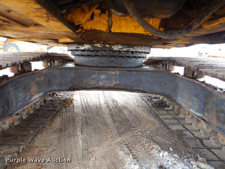 image for item EZ9848 2001 Kobelco SK210LC excavator