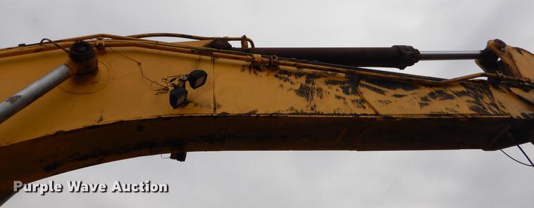 image for item EZ9848 2001 Kobelco SK210LC excavator