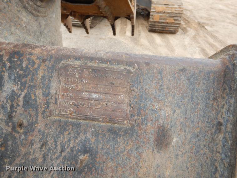 image for item EZ9848 2001 Kobelco SK210LC excavator