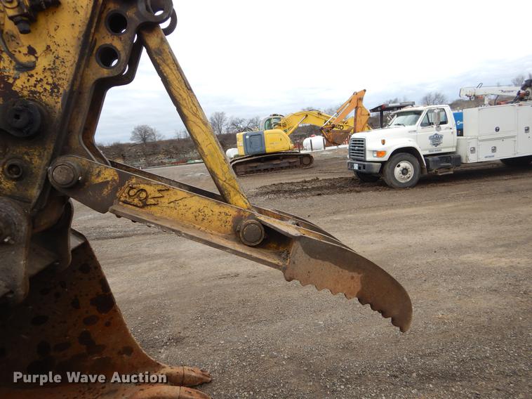 image for item EZ9848 2001 Kobelco SK210LC excavator