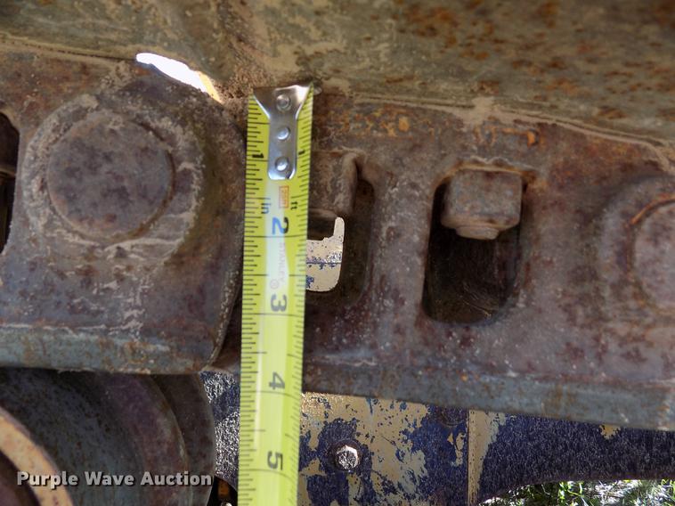 image for item FG9474 1994 John Deere 750B LT dozer