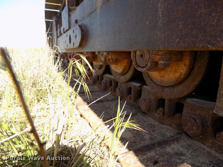 image for item FG9474 1994 John Deere 750B LT dozer