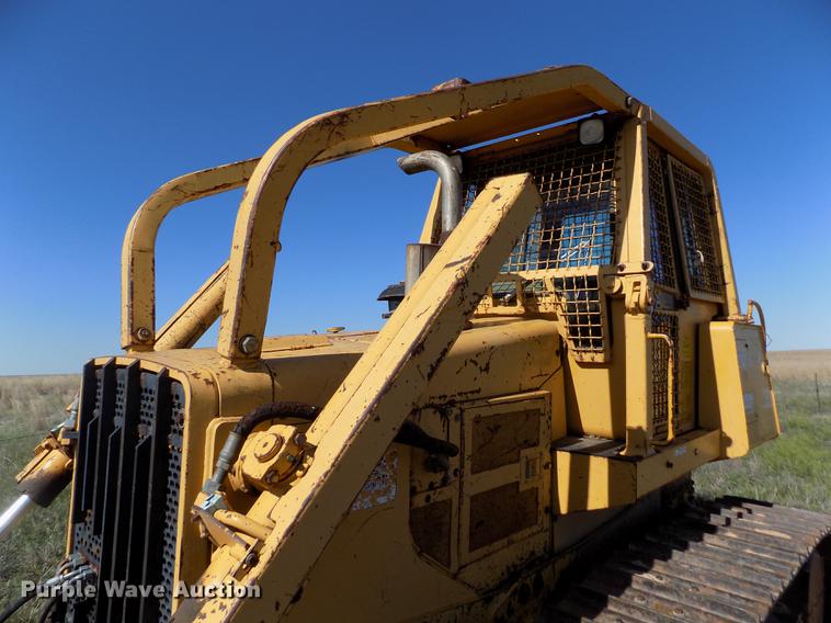 image for item FG9474 1994 John Deere 750B LT dozer