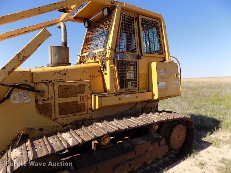 image for item FG9474 1994 John Deere 750B LT dozer