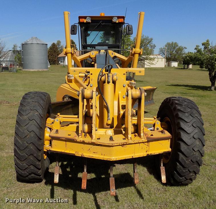 image for item FG9484 2003 John Deere 770CH Series II motor grader