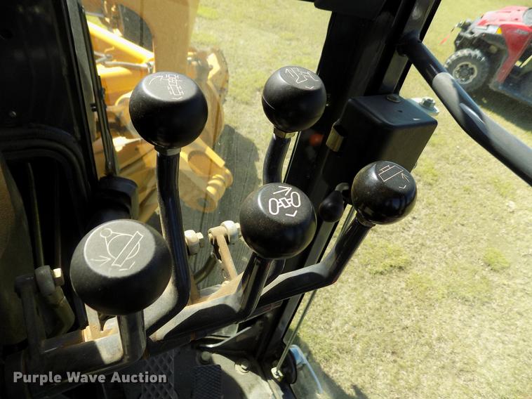 image for item FG9484 2003 John Deere 770CH Series II motor grader