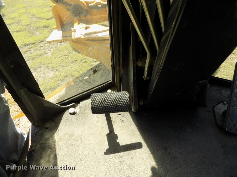 image for item FG9484 2003 John Deere 770CH Series II motor grader