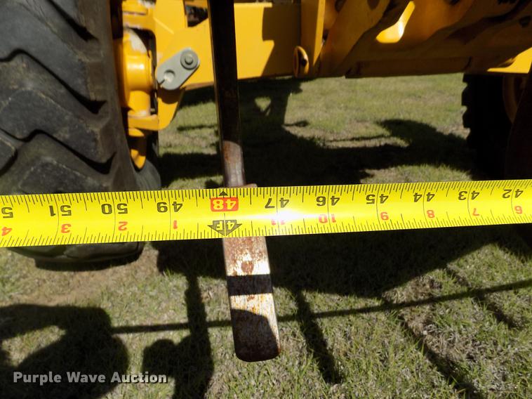 image for item FG9484 2003 John Deere 770CH Series II motor grader