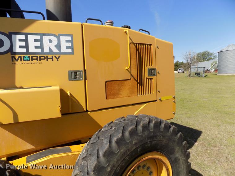 image for item FG9484 2003 John Deere 770CH Series II motor grader