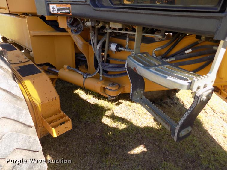 image for item FG9484 2003 John Deere 770CH Series II motor grader