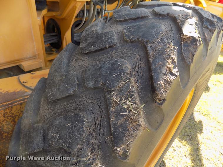 image for item FG9484 2003 John Deere 770CH Series II motor grader