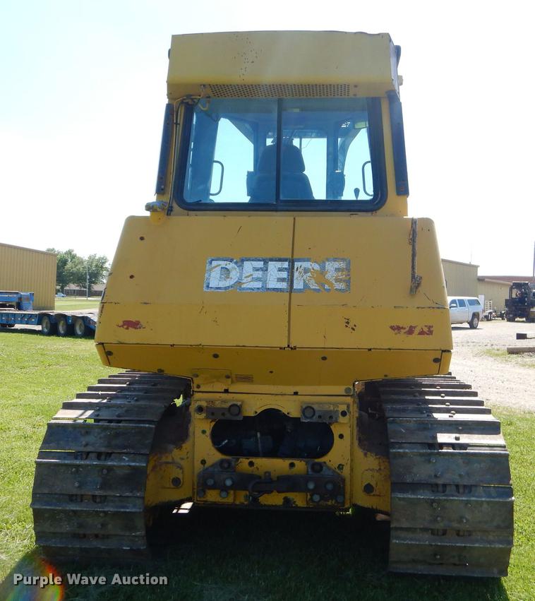 image for item FH9440 2001 John Deere 750C Series II LGP dozer