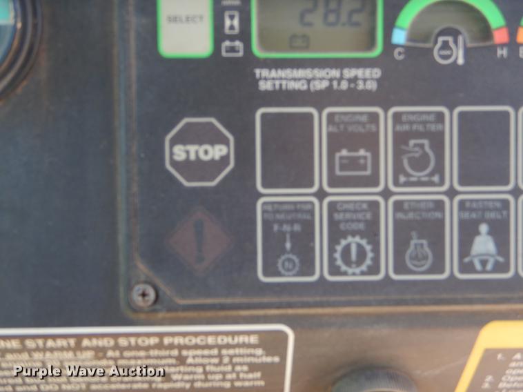 image for item FH9440 2001 John Deere 750C Series II LGP dozer