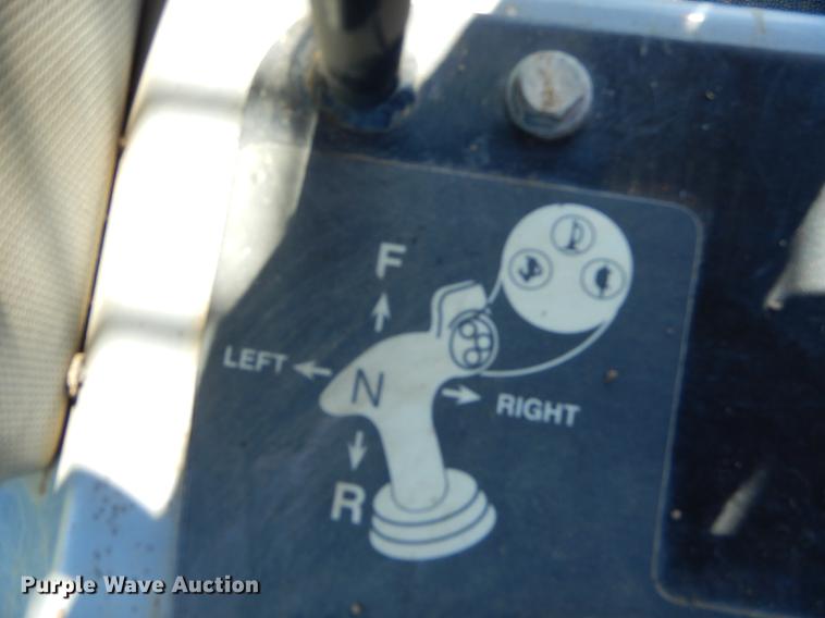 image for item FH9440 2001 John Deere 750C Series II LGP dozer