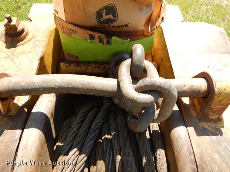 image for item FH9440 2001 John Deere 750C Series II LGP dozer