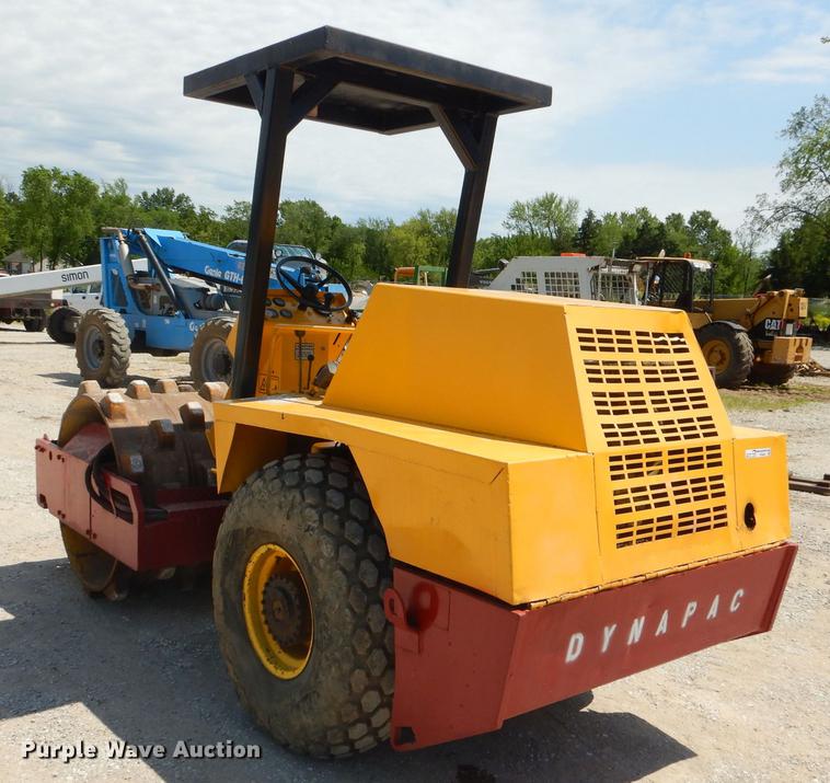image for item FH9463 1996 Dynapac CA121PD single drum vibratory roller
