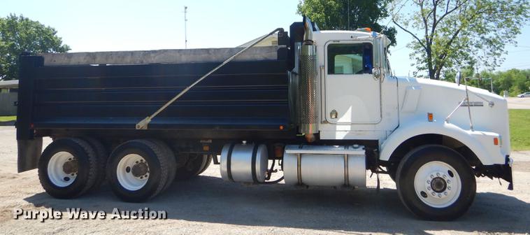 image for item FH9494 1994 Kenworth T800 dump truck