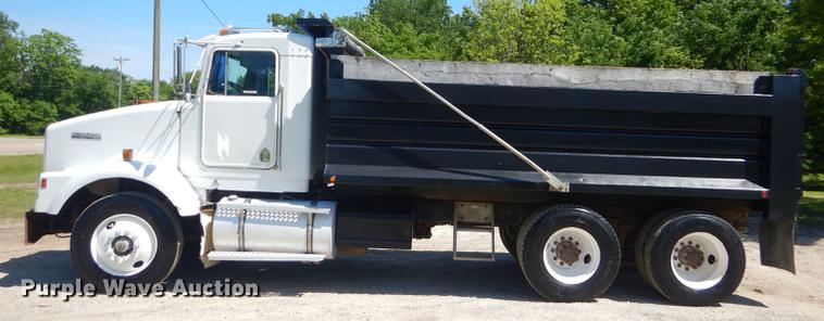 image for item FH9494 1994 Kenworth T800 dump truck