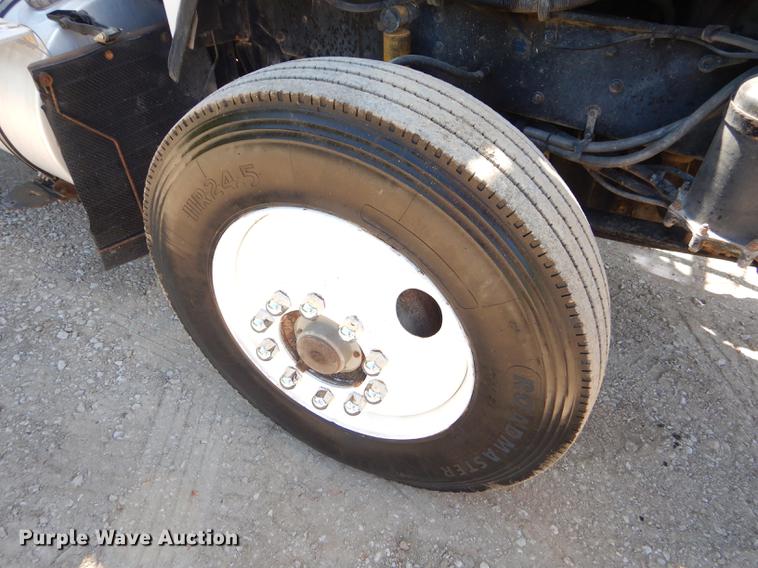 image for item FH9494 1994 Kenworth T800 dump truck