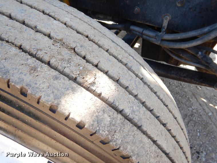 image for item FH9494 1994 Kenworth T800 dump truck