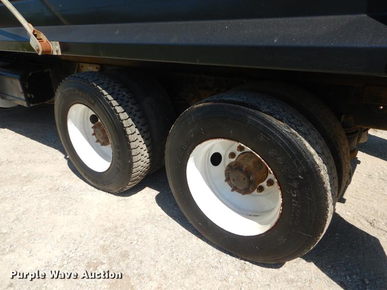 image for item FH9494 1994 Kenworth T800 dump truck