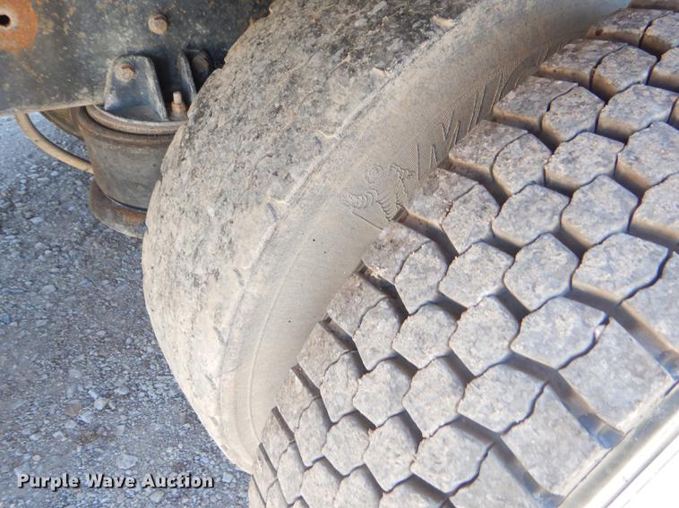 image for item FH9494 1994 Kenworth T800 dump truck