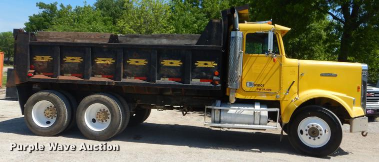 image for item FH9495 1988 Freightliner FLC dump truck
