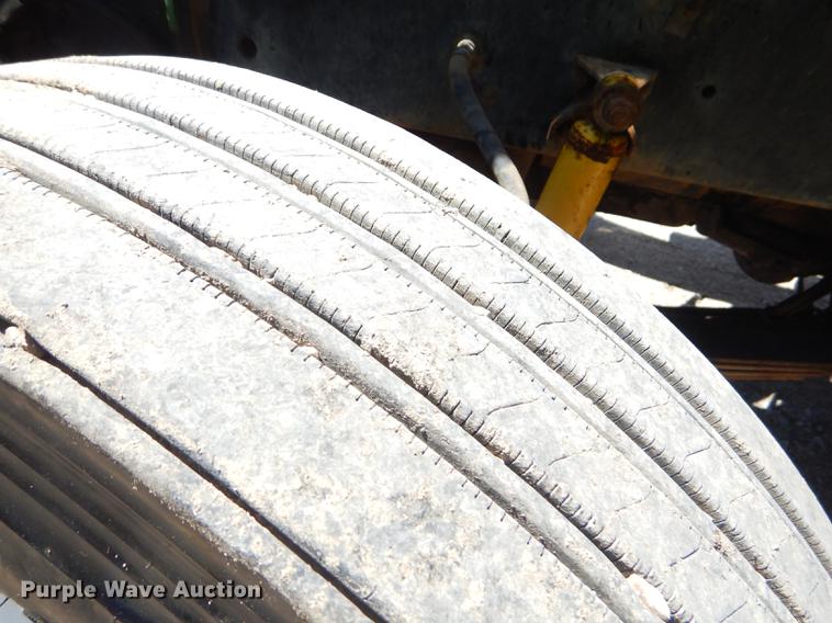 image for item FH9495 1988 Freightliner FLC dump truck