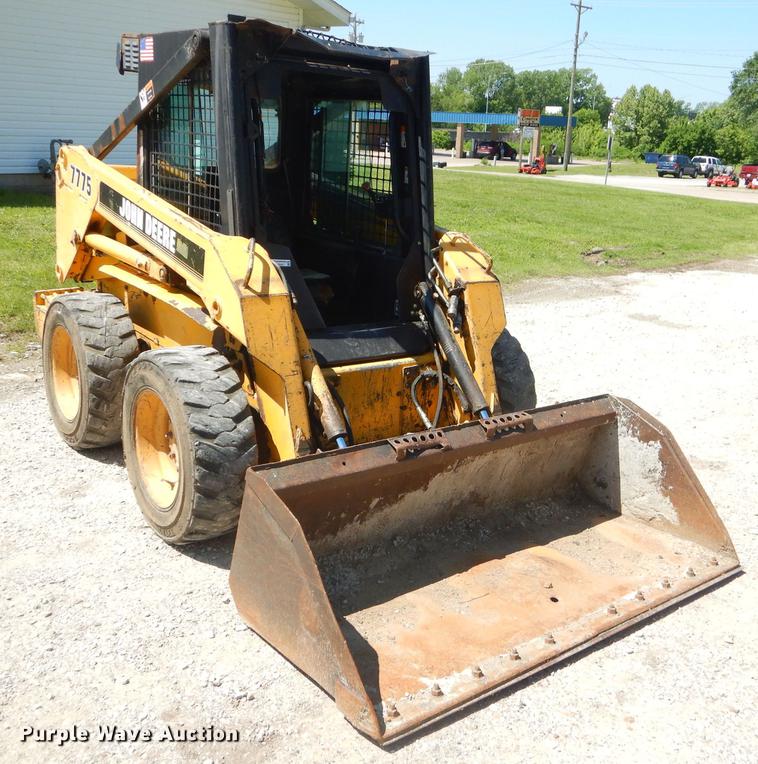 image for item FH9497 1998 John Deere 7775 skid steer