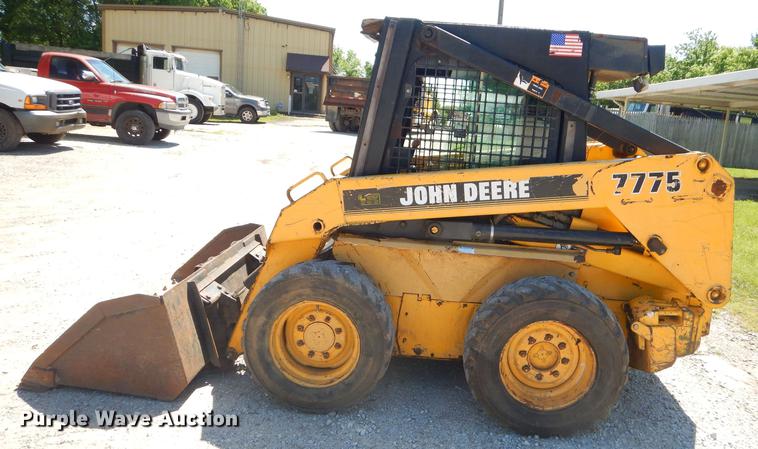 image for item FH9497 1998 John Deere 7775 skid steer