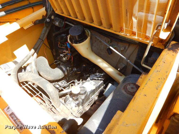 image for item FH9497 1998 John Deere 7775 skid steer