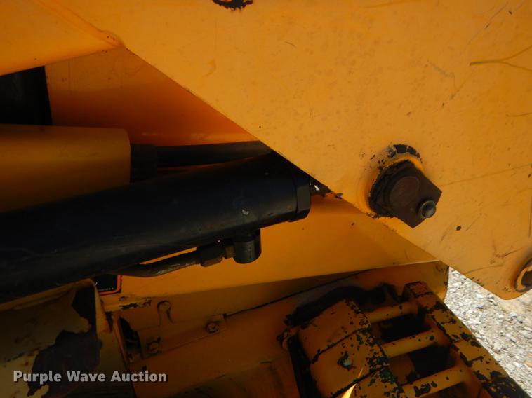 image for item FH9497 1998 John Deere 7775 skid steer